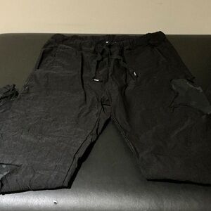 NWOT. Elegant Black Straight Leg Women's Pants